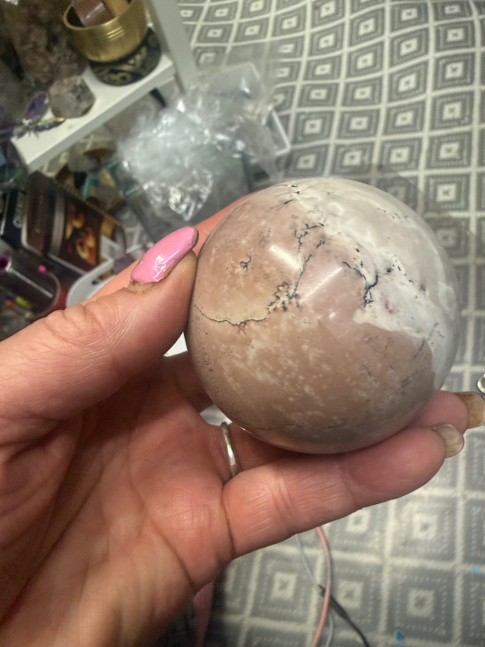 Powdered Ronny Sphere
